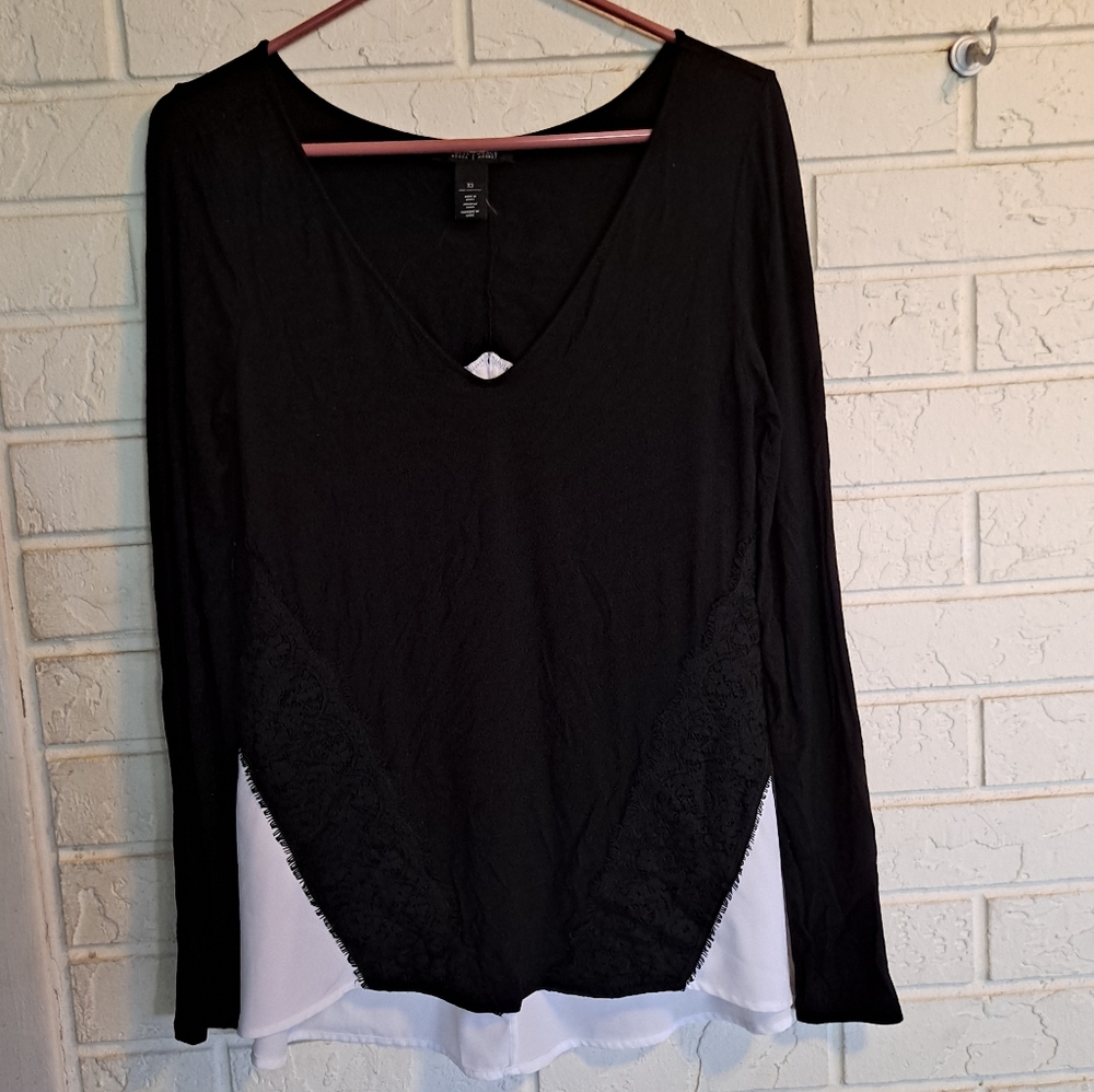 White House Black Market blouse, xs